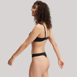 String - Noir<Zeeman Discount