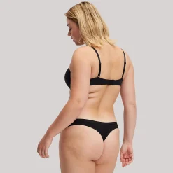 String - Noir<Zeeman Discount